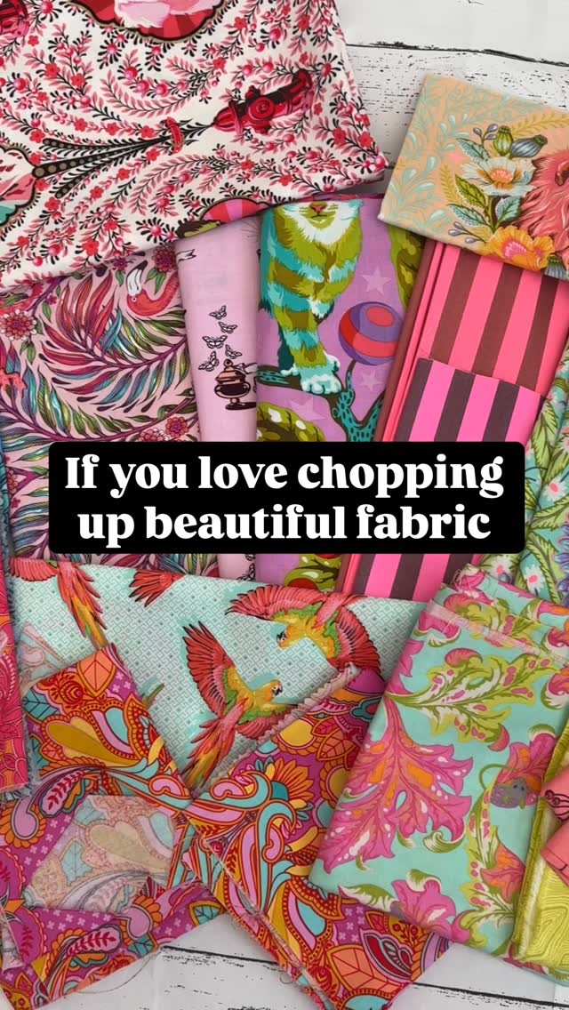 I absolutely LOVE chopping up perfectly good fabric in to little pieces and stitching it back together.
If you do too, you are in the right place!
Fussy cutting is one of my favourite things to do, especially for EPP (English Paper Piecing) how about you?
#englishpaperpiecing #fussycutting #epp #handsewing #quiltersofinstagram