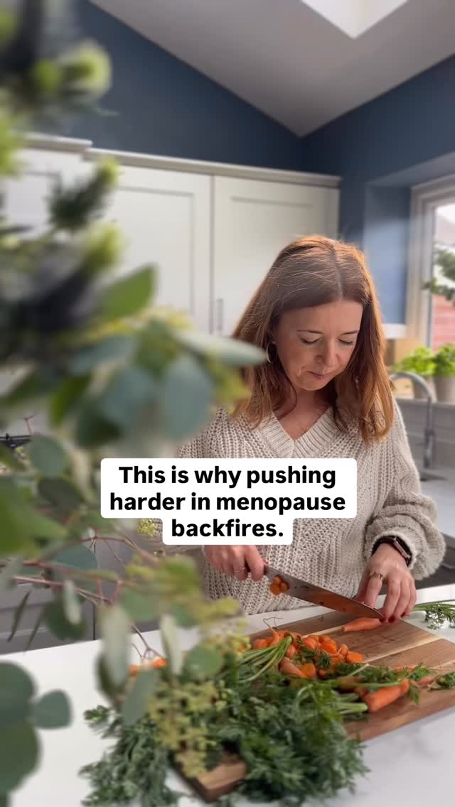 When women start feeling off in midlife, the instinct is to do more.
More exercise.
More restriction.
More pushing through.
But many women notice they don’t feel like themselves first.
That IDFLM phase is your early warning.
Perimenopause lowers stress tolerance.
So pushing harder raises cortisol and drains energy faster.
One thing you can do today
Schedule recovery like it matters.
Because in menopause, it does.
Rest isn’t laziness.
It’s hormone support.
Follow @foodfabulousnutrition for midlife advice that works with your body and share this.
#menopauseweightloss #menopausenutritionist #midlifemetabolism