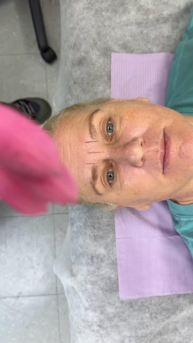 My client fron New York got a brow makeover!….
Watch it and tell me what YOU THINK! 🤔
You know I love to read you!🫶🏻❤️🩷
#elpasomicroblading #elpasohairstroke #elpasowomen