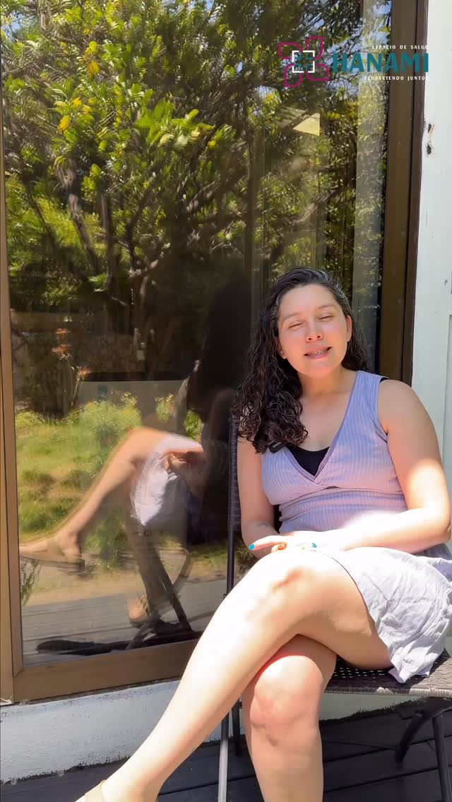 Buscar bienestar también es permitirse pedir apoyo.
Escuchar lo que necesitas hoy y darte el espacio para trabajarlo con calma.
En Hanami, acompañamos procesos de manera cercana, profesional y personalizada, integrando cuerpo, mente y hábitos, en un entorno de cuidado y contención.
📍 Atención presencial en Andrés de Fuenzalida 133, Providencia
💻 Atención online
✨ Agenda tu hora y comienza tu proceso en
👉 www.espaciodesaludhanami.com
Tu bienestar importa.