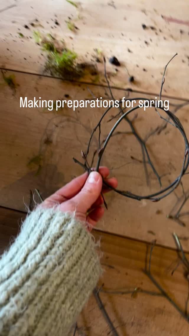 Achter de schermen gestart met de nieuwe lentecollectie ✨ Stay tuned 👀🌸
#ladimee #lentecollectie #springseason #nieuwecollectie #DIY