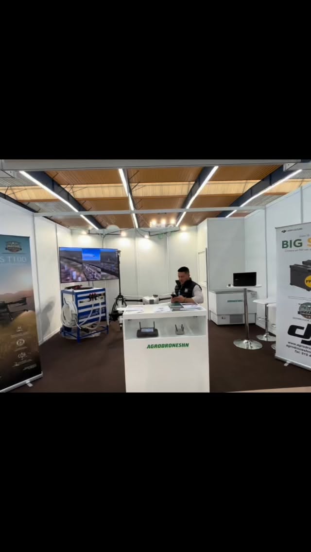 Os esperamos en el pabellón 2, Stand 271.
AgrodronesHN!!
#feval #agroexpo #agroexpo2026 #dronesagrícolas