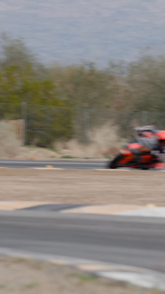 Just in case anyone was curious how hard Josh was pushing on his Lightfighter Hooligan bike… 😳😮💨