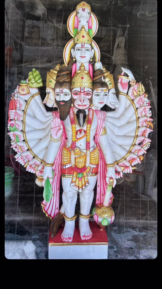 Jai Balaji Maharaj
#hanumanstatue #marble #stonework #marblestatue #handicrafts