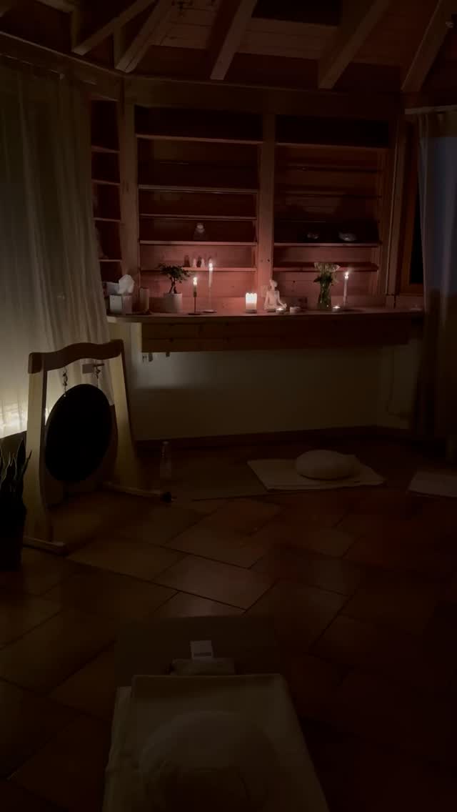 Du sehnst dich nach einem Wohlfühlort?
Das AlmaFlow Yogastudio ist mehr als ein Yogaraum, es ist ein Raum für dich. Für alle Teile von dir. Für Ruhe & Entspannung.
Denn Yoga ist mehr als Bewegung, es ist hinhören was dein Körper dir sagen will. 😊
#yoga#yogastudio#almaflow#spüren