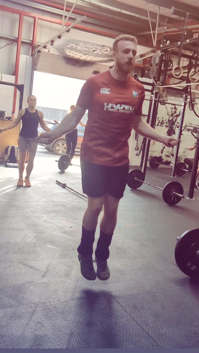 Member shout out ✨
Happy Birthday @liamhoyland
Part of the gym furniture, strong as fuck and skips with the grace of a ballerina 🩰
He's a top bloke, he's good loyal devoted, annoyingly it's really quite tricky to say anything bad about the guy 🤣
First birthday in his dad era and no doubt your girls will make it the best yet 🫶🏽
#crossfitbarnsley #membershoutout #birthdayboy