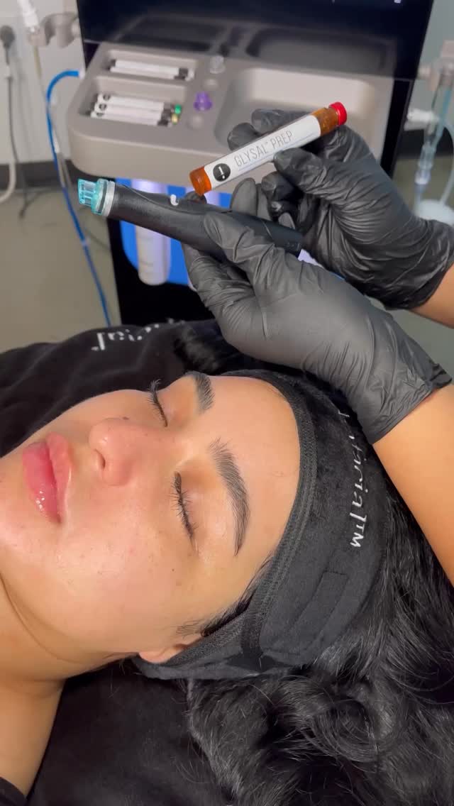 💧 Hydrafacial à 135€ au lieu de 180€
Nettoie, hydrate, illumine ✨
🎁 Parfait en carte cadeau Saint-Valentin
📅 Du 2 au 28 février
#institutclyon #hydrafacial #glow #soinvisage teintlumineux skincare lyon2 saintvalentin cartecadeau