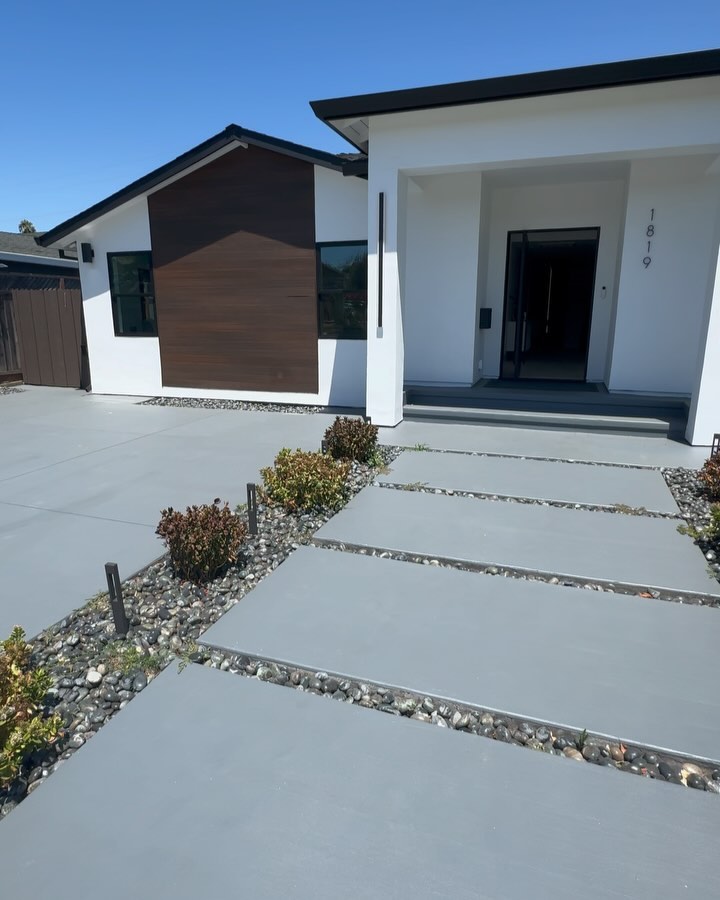 Custom Home San Jose (After) #architect.#custommade #bayarea #southbay #losaltos #losaltoshill #paloaltomarket #paloalto #sanfrancisco #sanjose #santaclara #sunnyvalecalifornia #menlopark #modern #modernhome #realestate #cabinet #structure #design #designdeinteriores #customhomes #kitchen #bathroom #bathroomdesign #modernhomedesign