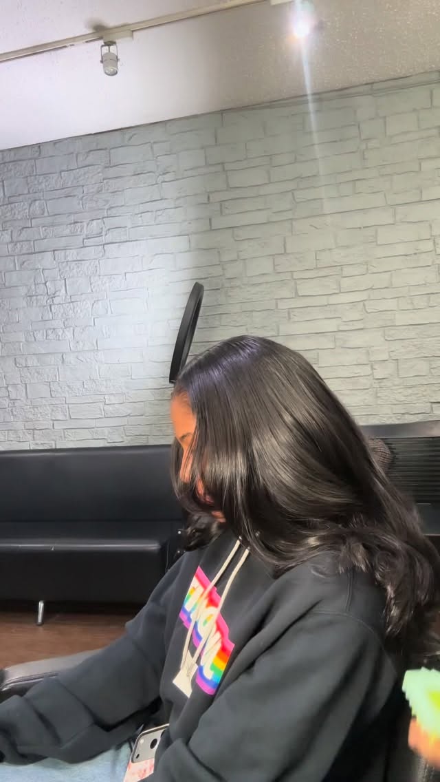 It’s freezing out 🥶 but I’m still bringing the heat 🔥
Sew in @kafihairstylist
🔗 www.kafihairstylist.com
.
.
.
.
#sewin #weave #bundles #rawhair #brooklynweave