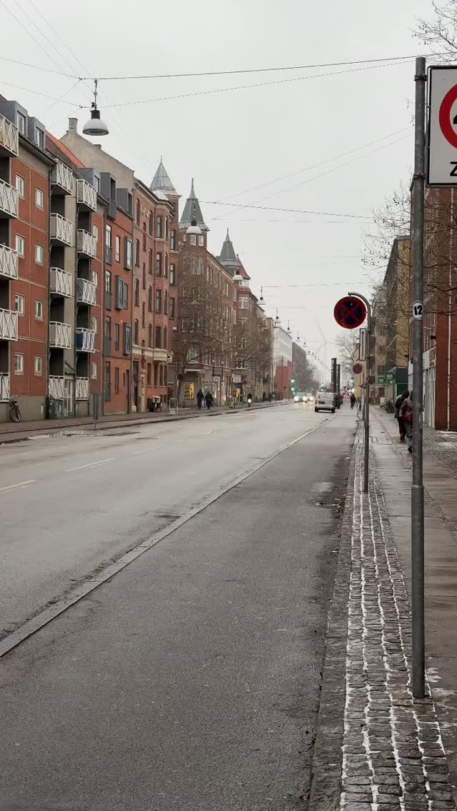 Att hälsa på våra kollegor i Danmark är alltid en bra idé!
Vill ni också träffa dom?
Åk till Dansk Kaffefestival i helgen! 🪩
@rrebeldenmark ❤️