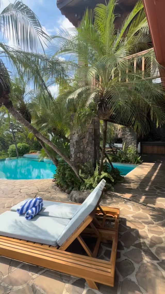 “Wake up with the ocean.
Slow mornings. Poolside afternoons, hammock days.
Relax. Refresh. Renew. Restart. Leo Loco is where you settle in — and stay awhile.
#guanacastevacationrentals #tamarindovacationrentals #luxuryvacationrentals #relaxandrenew #costarica