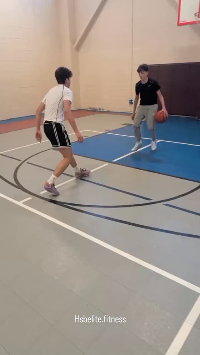 This isn’t just training — it’s preparation.
For school ball. For life. For the next level.
#hsbelite #basketballtraining #youthbasketballtraining #grouptraining