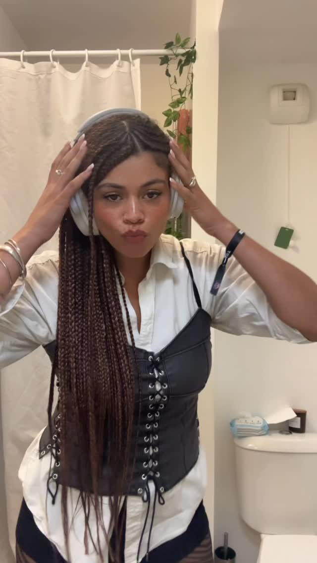 J’arrive pas à sentir si vous avez compris que je suis fan du #chette #1x #⚔