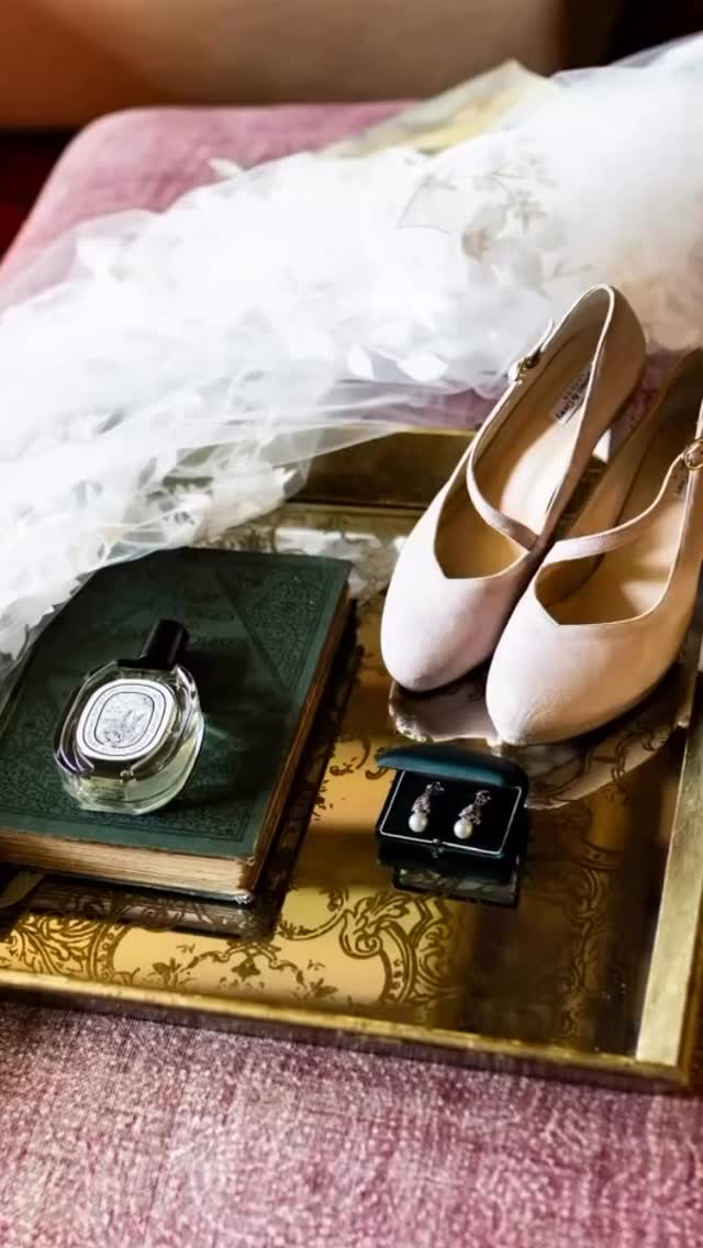 Remember the SUN? To brighten your day here are some stunning captures from Kate & Lawrence 🤍
A beautifully traditional wedding, made personal in all the right places.
They got married at the gorgeous Barn at Somersbury @thebarnatsomersbury (a firm favourite for good reason). Kate walked down the aisle with both her parents. 💛
The morning started in the charming house on site, with Kate and her bridesmaids getting ready before heading outside for an outdoor ceremony in front of the barn — complete with big flower arches and perfect summer light 🌹
Group photos were kept simple (quick, efficient, no one left holding a glass too long), using the glasshouse as a backdrop. We then wandered the grounds for relaxed couples portraits, no stiff poses here 🥰 and as if on cue, Spitfire planes danced across the sky above 🔥
Inside the barn, the reception was effortlessly elegant. Guests decorated their own tables by choosing flower vases placed at the entrance. Lawrence gifted his groomsmen miniature figures that looked just like them (a subtle bit of fun), and confetti cones were made from pages of Lord of the Rings, a lovely nod to something they both love 🙌
And for evening snacks? A poutine truck parked in the front garden, a brilliant nod to Kate’s Canadian heritage 🇨🇦
Live music from the brilliant The Chaser Quartet set the mood before Kate and Lawrence’s first dance 💃🏼
Photography - @sofia.yangmartinez.photography
.
.
.
Venue: @thebarnatsomersbury
Florals: @budsonbunchlane
Dress: @mayandgracebridal
MUAH: @neecolwhyteweddings @elevate_bridal
Cake: @bunston_bakes
Catering: @rosieandripe
Poutine van: @lapoutineuk
Band: The Chaser Quartet @bandsforhireagency #surreybridalboutique #mayandgracebridal #modernbride #bridetobe #coolbride