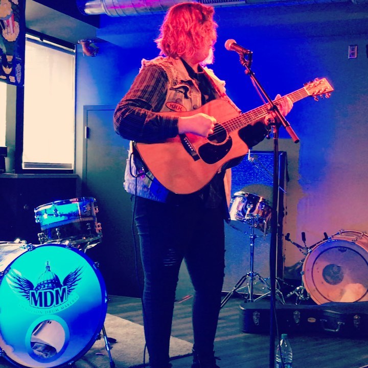 Long time friend of #mwpf @erinburnison us a very welcome addition to our #mwpfxi acoustic brunch lineup! Welcome back friend and thanks! #acoustic #party #midwest #acousticpunk #sundayfunday #oldfriends #localtalent