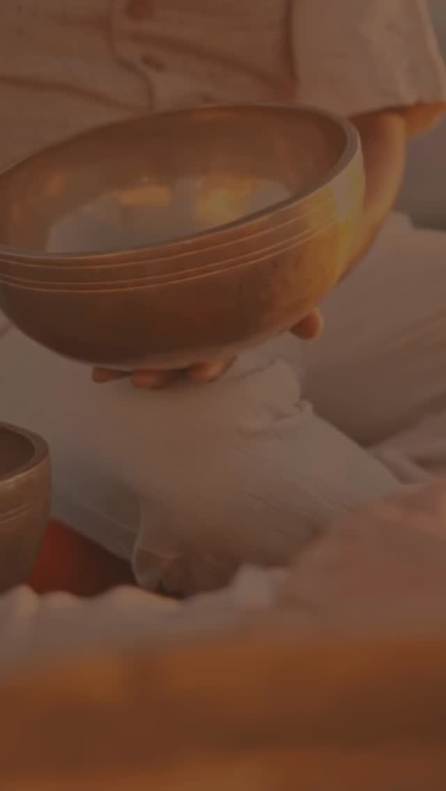 HEART & HARMONY 🤍
Join us this Valentine’s Eve for a deeply nurturing Scalp & Sound Ritual at Pura Holistic Studio – Nicholls 🌿💆♀️🎶
This isn’t just self-care — it