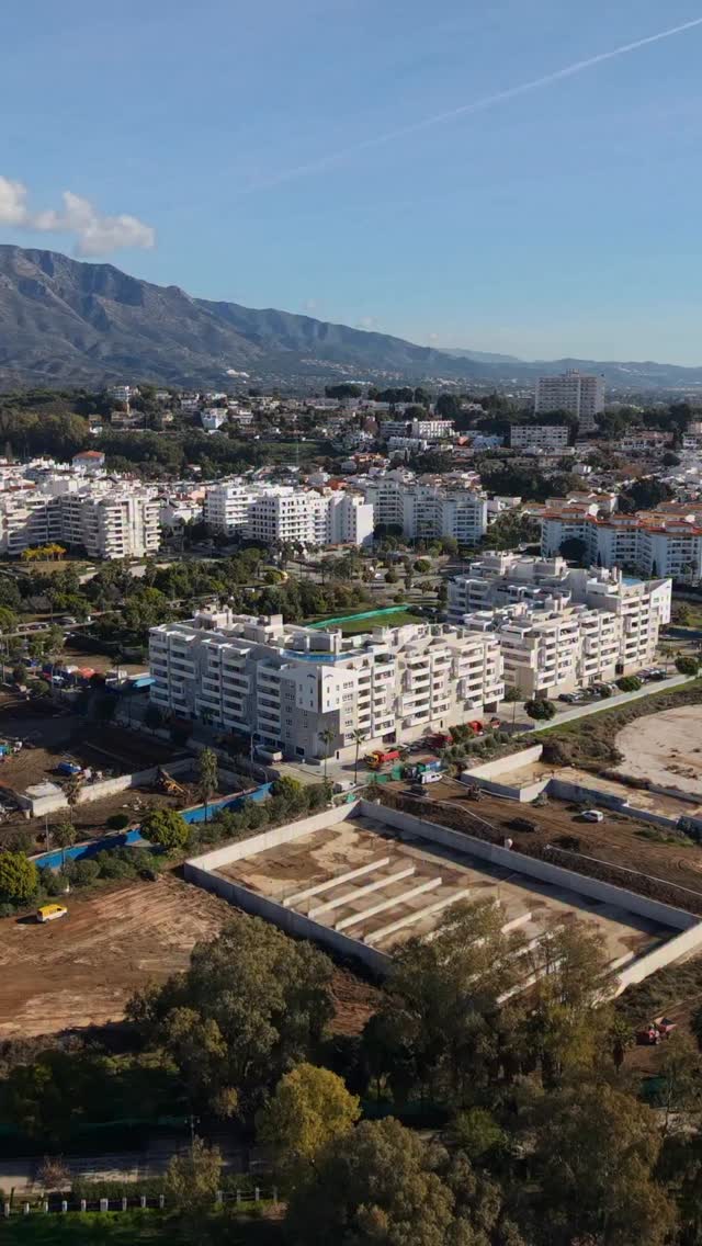 ✨ Our latest Open House — for @albatrosresidencial executed to perfection ✨
A stunning location brought to life with our signature style, seamless organisation, and elevated details.
From concept to execution, we handle it all.
✔️ equipment & setup
✔️ bespoke decorations
✔️ professional service staff
✔️ entertainment & atmosphere
This is how we do open houses — effortless, elegant, and unforgettable.
📞 Contact us: 0034 602 687 187
Because luxury events deserve experienced hands.
#OpenHouseExperts #LuxuryEventCreators #EventPerfection #SignatureEvents
#Marbella MarbellaLuxury MarbellaCatering PrivateChef
HighEndEvents BespokeService LuxuryLifestyle EventProfessionals
EffortlessLuxury ExclusiveMoments WeCreateExperiences ✨🍾