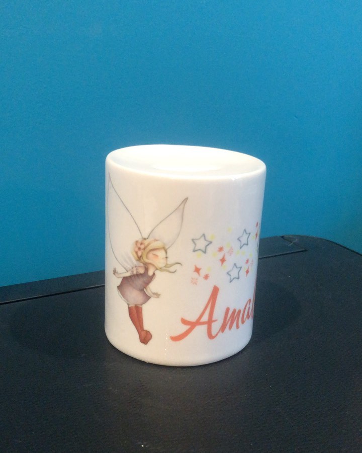 #nouveauté petite tirelire personnalisée pour que votre enfant économise dès leur plus jeune âge