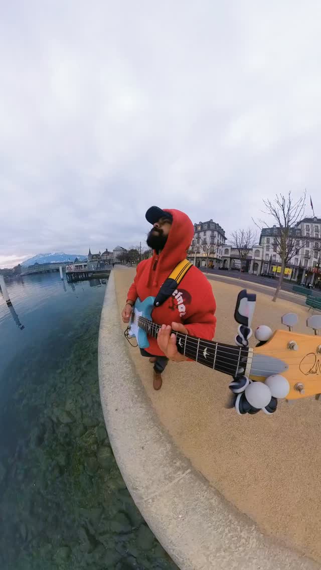 Jamming on my 2nd track “Inveighing Aham” featuring @sambitc @guybernfeldbass @bcmanju @ken_aihara in Luzern
@prsguitars @rightonstraps
Listen to the full song on all music platforms.
#playthrough #guitar #independentmusic #worldmusic #indianfusion