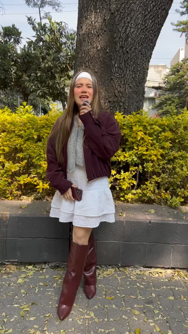 Cuando una operación no puede fallar, los datos tienen que estar a la altura.
En este caso, una empresa líder en telecomunicaciones modernizó su plataforma analítica para sostener procesos críticos, mejorar velocidad, reducir costos y operar con disponibilidad casi total.
No fue solo tecnología. Fue acompañamiento, estrategia y ejecución bajo presión.
¿Tu plataforma de datos está lista para operar a esta escala? Contáctanos y descubre cómo transformar tus datos en una ventaja competitiva real.
#transformacióndigital #datos #ia #bigdata #datadriven