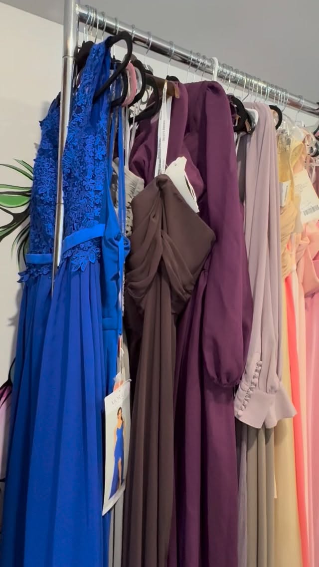 Did you know we also have a fabulous selection of bridesmaids dresses? Brand names like Mori-Lee, David’s bridal, Azazie, Hush and Christina Wu!
#bridesmaidsdress #winnipegconsignment #consignment #bridal #winnipegsmallbusiness