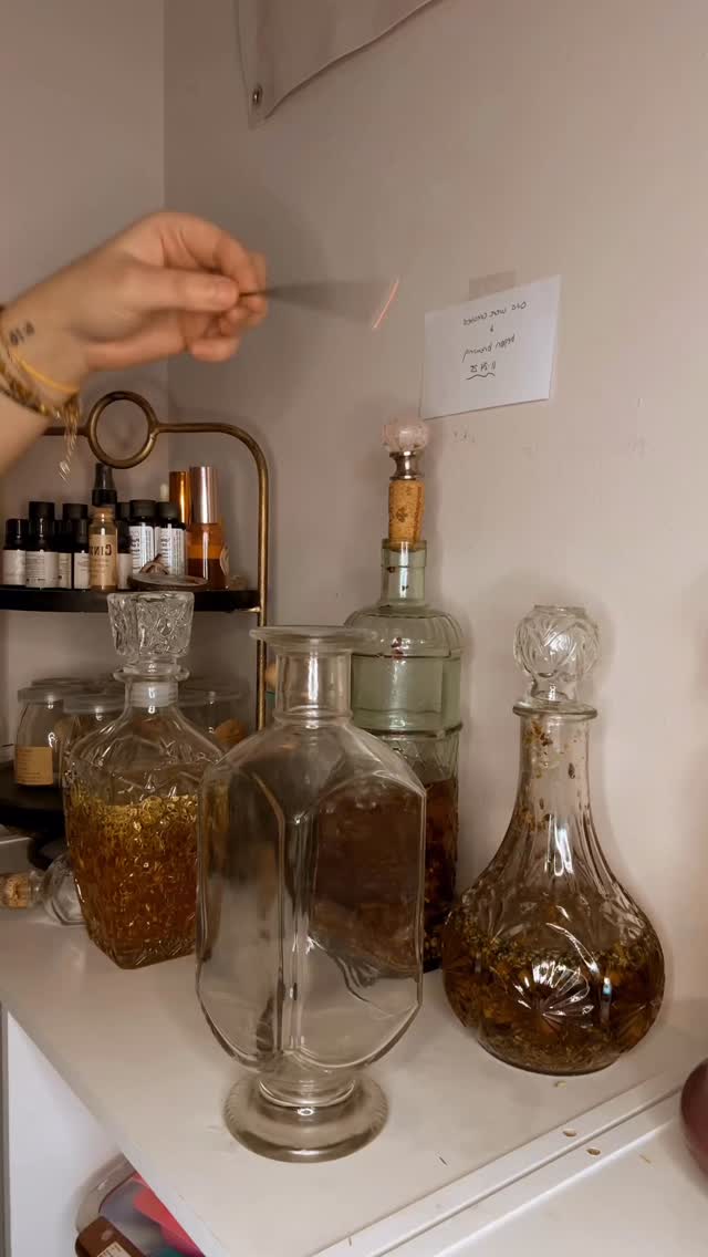 Alchemy in motion ✨
Herbs, flowers, and time transforming into something sacred.
A sneak peek into what’s coming to Profound Soul.
#handmadebusiness
#herbalinfusion
#witchyaesthetic
#behindthescenes
#holisticliving