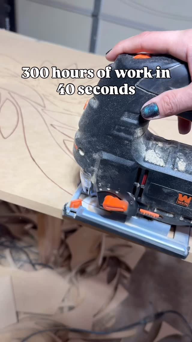 The past month I’ve been working on my largest commission to date👩🏼🎨
300+ hours of work total to create 16 wall sculptures, 576 individually hanging pieces and 135 hours of painting in 8 days.
This project was a kind of crazy and labor intensive but I’m ready to do it all over again.💪
These pieces will be hanging in a hotel in Louisiana.
#artist #wallsculpture #artconsultant #interiordesign #commissionart