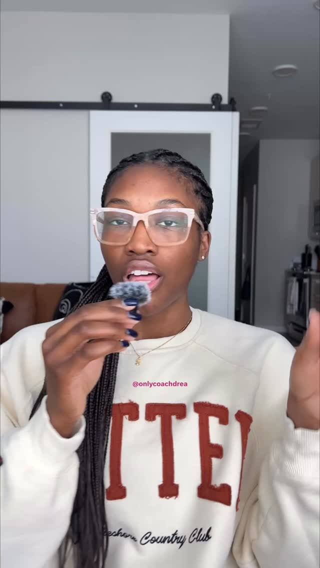 Self-compassion > self-criticism is the foundation for showing up for yourself authentically
It shows you accept all of you in the face of your mistakes or weaknesses. Not only accepting yourself when everything is going well
If two children make a mistake, one is labeled a failure and the other is shown how to learn from it and do better next time, who’s more likely to thrive, have a strong sense of self-worth, or lead themselves through life’s difficulties?
It’s all about the response not the pressure of perfection.
Offer yourself the same kindness, support, and understanding that you would to a loved one. You’re worthy of that same care and compassion.
This is the work I walk my clients through in our 1:1 sessions. If you’re ready to build yourself up with support, book a free call in my bio. We’ll take the first step together. 🫶🏾