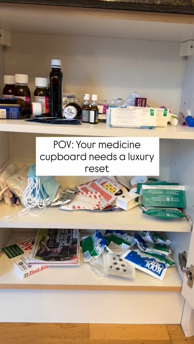An organised home is one of life’s quiet luxuries.
And this medicine cupboard just levelled up. ✨
#TheEditConcierge #LuxuryOrganisation #OrganisedLuxury #OrganisationIsTheBestMedicine #MedicineCupboard HomeOrganisationUK