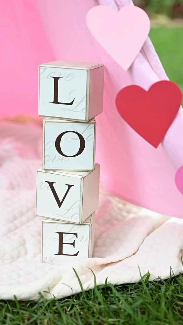 8th of Feb! Valentines mini session ❤️
Book your spot now through @littlebrightfox or send me a DM ❤️ let’s capture adorable images of your little loves ❤️