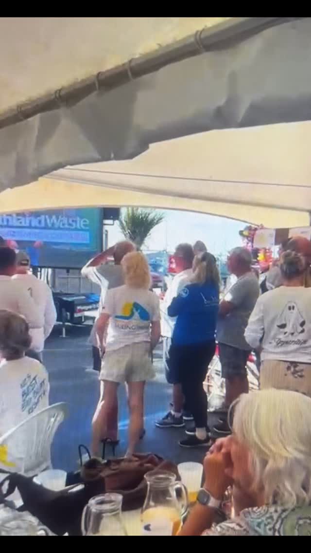 Aquaman… the water just follows him 🧜♂️ #totalyachtcare #bayofislandsnz #funny #sailingweek