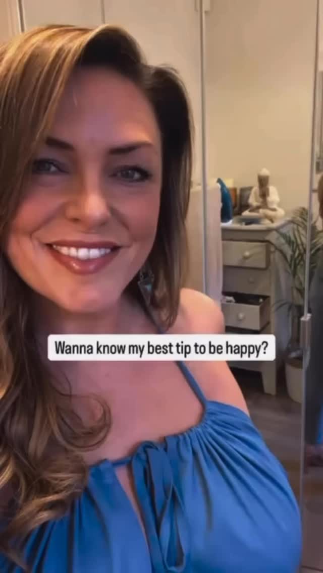 Take it from me ladies… ☺️ you’ve gotta walk away from your comfort zone if it’s not making you as happy as you could be… yeah sometimes we need to be comfy and that’s ok, but that’s not usually where the magic happens! ✨😁
Hi, I’m Mel 👋 and I created Travel Queen while going through my divorce, to encourage more women to travel and find their independence, confidence and happiness in the process… just as it helped me to find mine 🙌🩵
Travel Queen is a super personal, small group tour operator company creating carefully crafted, often life-changing, always empowering, adventures for women, with lots of special little touches, gorgeous accommodation and hidden gems; perfect for the solo female traveller who wants to enjoy it all with the company of likeminded women and a group leader (me! 😊) to take care of everything!
If you have any questions, or would just like a chat, you can give me a call on 07399 303859 🤙
Follow us to find out more about our group tours for women, online and in real life events where you can connect with me, with our Travel Queens who’ve already started their journey with us, and with all the women thinking about joining us for the first time 🩵
To find out more head to the Travel Queen website - there’s a link in our profile and stories 👉
We hope you join our tribe - it’s a happy one! 😊🙌
#sheisnotlost #shetravels #sofetravel #solofemaletravel #solotravel #travelqueen #womanpower #selflove #loveyourself #empoweredwomen #selfbelief #selfconfidence #selflovefirst #lovingyourselffirst #solodates #dateyourself #pov #povreels #reelsi̇nstagram #reelstofeel #reelsofinstagram #lifeafterdivorce #lifeisanadventure #totravelistolive #fyp