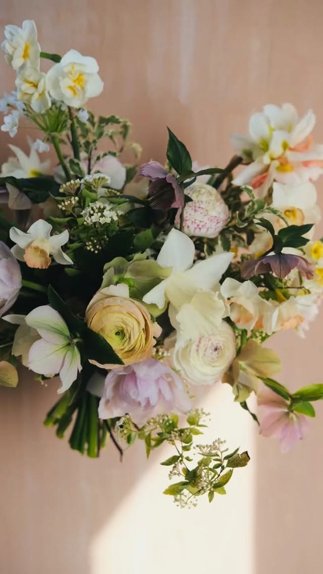One of my favourite moments of prep. Usually the first hour of the day spent peacefully selecting the best of blooms to create the bridal flowers. No rushing or clock watching and a favourite playlist playing quietly in the background.
Here’s a selection of bridal bouquets over the past couple of seasons (those I got a chance to photograph). Hopefully some may give you some inspiration ✨
Lucky to have some of them captured by industry favourites: @darinastoda | @matthoranphotography | @frasermcgeeweddings | @daisypricephotography | @ginamanning_photography
Bridal bouquet
British grown flowers
Seasonal bouquet
Wedding flowers