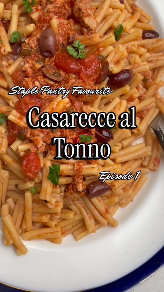 STAPLE PANTRY FAVOURITE - Episode 1
Save this “PASTA AL TONNO” recipe for your next “What’s for Dinner” crisis 😂
SAVE & SHARE ❤️
Ingredients (serve 4-5):
500g dried Casarecce @pastalamolisana
400g tinned cherry tomatoes @sainsburys
200g of canned @riomare tuna in olive oil, roughly chopped
1 shallot (thinly chopped)
2 bashed garlic clove
1tsp dried or fresh chilli (optional)
1tbsp dry-salted capers (soaked in cold water to eliminate the saltiness)
3tbsp green olives
3tbsp extra virgin olive oil @filippoberio_uk
Black pepper
Fresh parsley (thinly chopped)
Method:
In a large pan of boiling salted water, start to cook the pasta according to package instructions until they are “al dente”.
Meanwhile, in a large saucepan, heat the olive oil and sauté the onion and the garlic for a couple of minutes until soft and golden.
Add the tomatoes, season with black pepper and chilli, stir to combine and simmer on a low heat for few minutes.
Then add the tuna, the capers, the olives, a bit of fresh parsley and let it cook for few minutes. Loosen with a little water from the pasta if it gets too thick.
Drain the pasta “al dente” (reserving a bit of the pasta water), add into the saucepan, toss to combine with the tuna sauce, loosening with a little pasta water if necessary.
Serve hot with parsley and black pepper.
Buon Appetito!
#instagood #italianfood #instafood #comfortfood #pasta