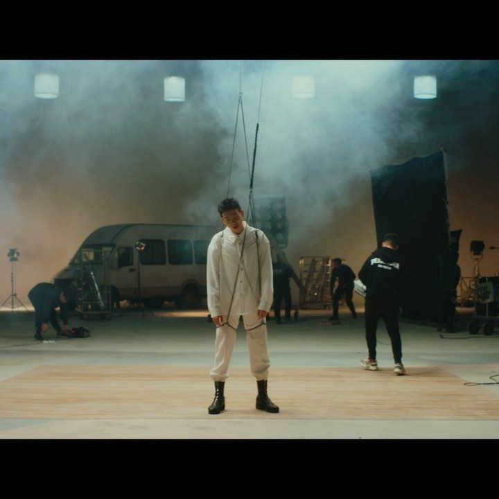 Mixed the new @paxwhitebai EP ‘Take-Off And Landing’, mastered by @tedjensen_sterling - Awesome international effort on this one 🇨🇳🇬🇧🇺🇸 and so happy with the end result - Amazing bunch of songs here and super grateful for the opportunity! Thanks as always to @liangliang_lyu for the behind the scenes work and support. Such a fun one to close the year out with 🎉