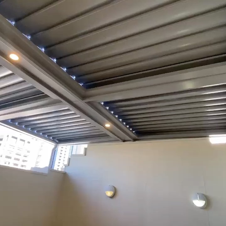 A smart & finished look for this previously uninviting space. 9 floors up, we removed the old fixed louvres, replacing the structure with a practical automatic solution.