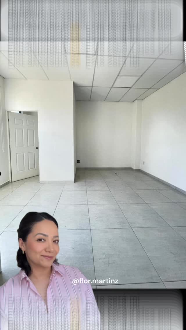 Hoy en Decorando las casas de mis seguidores:
transformamos un local vacío en un consultorio dental 💚🦷🪥
⚠️ DISCLAIMER
Este es un ejercicio conceptual e ilustrativo.
No representa un proyecto ejecutivo ni técnico.
Un proyecto real requiere estudios de instalaciones, normativa, medidas y múltiples factores técnicos que aquí no se muestran.
❗️Este contenido busca inspirar y explorar posibilidades de diseño, no sustituir un desarrollo profesional completo, si quieres una asesoría para tu espacio,
visita 👩🏽💻 flormartinz.com ✨
#decorandolascasasdemisseguidores #consultoriodental