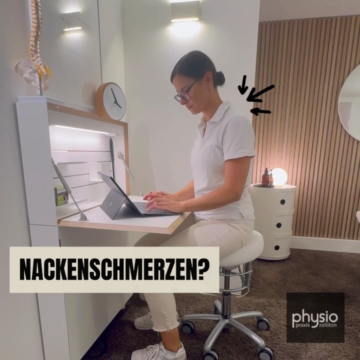 ‼️Nackenschmerzen - 4 Sofort-Übungen ‼️
Leidest du immer wieder an Nackenschmerzen beim Arbeiten oder bei langer sitzender Tätigkeit? Dann zeigen wir dir 4 Übungen die dazu beitragen können deine Schmerzen zu lindern 💪🏽
⚠️🧠Es ist wichtig, dass du im Berufsalltag deine Position immer wieder veränderst, deine Muskeln aktivierst und so viel Bewegung wie möglich in den Arbeitsalltag integrierst!
Wir empfehlen die Übungen täglich mehrmals in den Arbeitsalltag zu integrieren, spätestens aber bei beginnenden Spannungsschmerzen im Nackenbereich.
Haftungsausschluss: Die Inhalte werden mit großer Sorgfalt ausgearbeitet, ersetzen jedoch keine individuelle fachliche Untersuchung und Behandlung durch einen Arzt oder Physiotherapeuten.
⚠️💪🏽 Möchtest du einen individuelleren Reha- oder
Trainingsplan um deine Ziele zu erreichen, vereinbare gerne einen Termin in unserer Praxis. Denn Link dazu findest du oben in der Bio auf unserem Profil.
#rehab #exercises #training #nackenschmerzen #mobilisation #rehab #neckpain #work #physiopraxiszollikon #health #physiotherapie #physio #physiotherapy #gesundheit #sport #training #fitness #therapie #physiotherapeut #physiolife #bewegung #moveyourbody #zollikon #zürich
