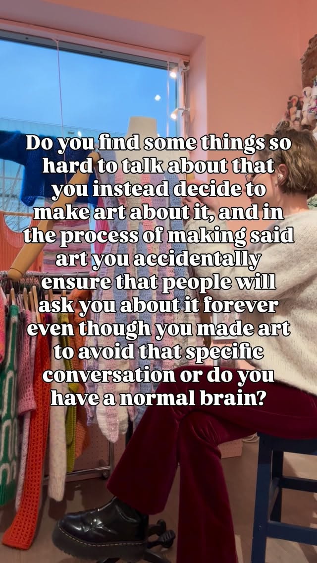 Please specify in the comments, thanks in advance 🙃
#fiberart #crochetart