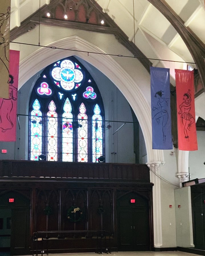 My favorite place to dance ⼠âĽ
Last winter break class trying to get back in shape before the start of the semester and the capstone choreography process!!!!