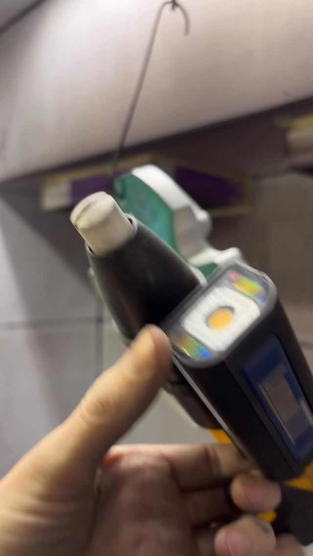 Rocker boxes refinshed in super chrome plus and anodized blue🫠
#palmerspowders
#prismaticpowders
#lumaiii
#coatingsbycoates
#fyp