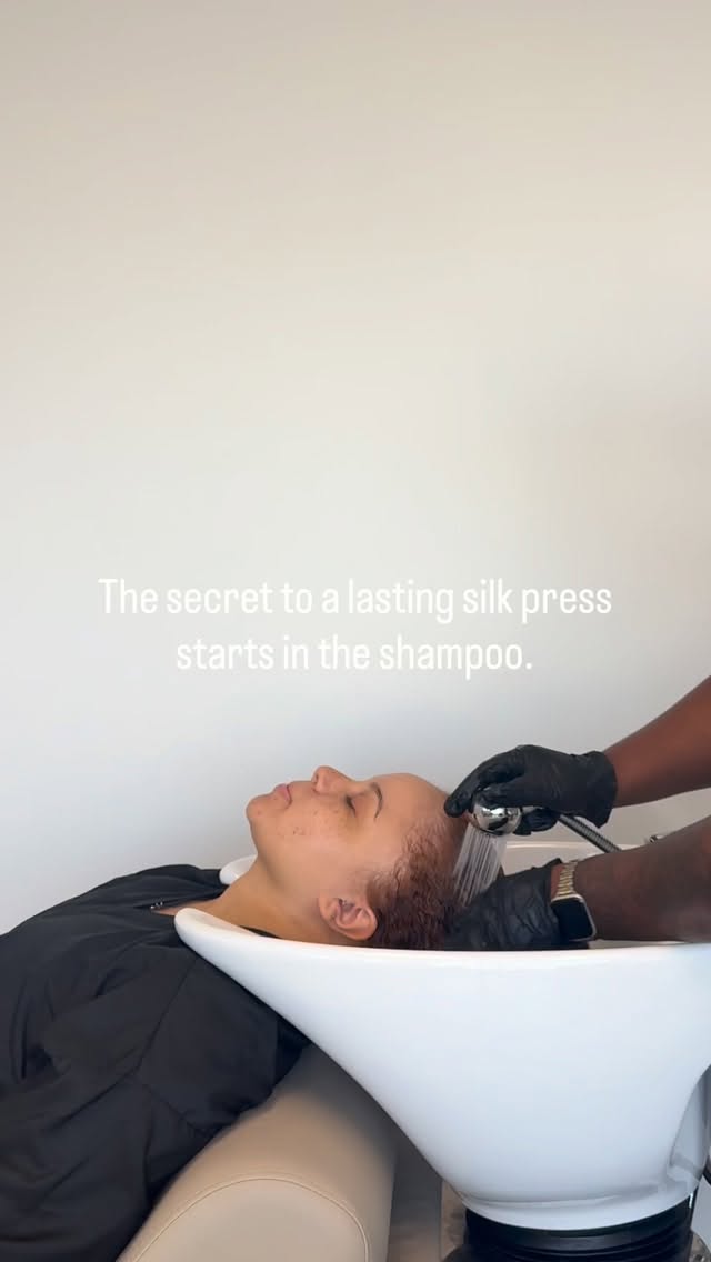 Hydration isn’t optional — it’s the foundation of every healthy, long-lasting silk press. 💧
Before the flat iron ever touches the hair, we start in the shampoo bowl. Hydrating shampoos gently cleanse while preserving and infusing moisture into the hair’s core. That moisture is what keeps hair soft, flexible, and resistant to dryness — the key to silk presses that stay sleek and radiant.
Here are a few of my favorite luxury hydrating shampoos I reach for behind the chair 👇
💎 Pureology Hydrate Shampoo
💎 Amika Hydro Rush Intense Moisture Shampoo
💎 Influence Hydrating Shampoo
💎 Food for Soft Shampoo
💎 Sacred Hydrating Shampoo
💎 Joico HydraSplash Hydrating Shampoo
Cleanse with intention. Hydrate with purpose. Style with confidence. 🖤