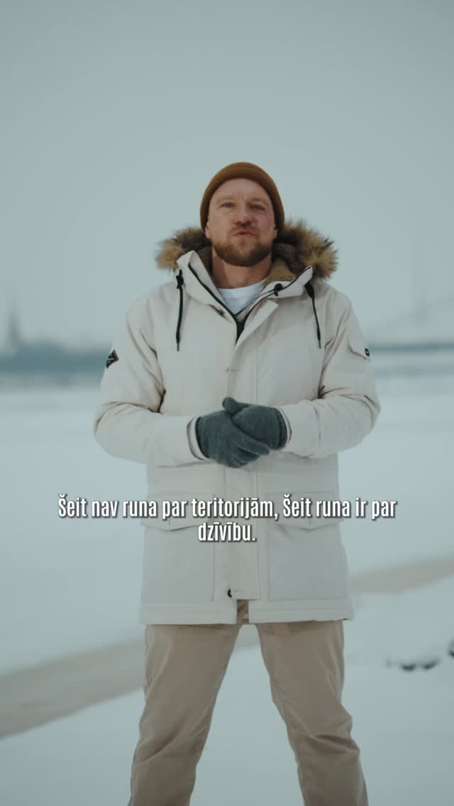 Andrejs ir Ukrainas aizstāvis.
Viņš zina, ko nozīmē aizstāvēt savu valsti.
Un kāpēc mūsu atbalsts šajā cīņā ir izšķirošs.
Ukrainas aizstāvji sargā arī mūs.
Palīdzi izvest Ukrainas aizstāvjus no nāves.
👉 Ziedo: aizvedmani.lv
🇺🇦