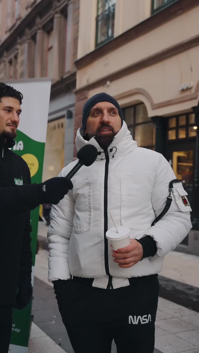 Hur mycket spenderar du på mat?👇
-
#fyp #mat #matlådor #fördig