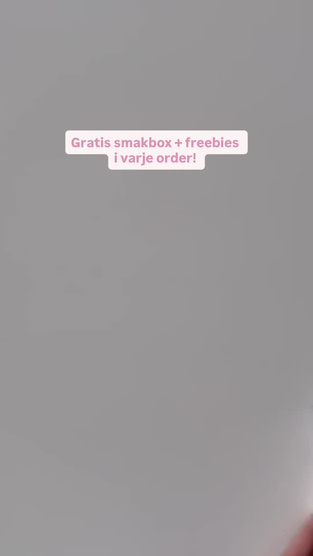 💘 För att fira att det snart är alla hjärtans dag får du Just nu med en gratis smakbox från @bombelle.se i varje order. Tänk att få gratis smakprov med crystal candy & choklad!
Allt förpackat en fin ask med rosett 🎀
Gäller så långt lagret räcker!
💕 PS: Vanliga freebies också, såklart.
#silkygem #crystalcandysverige #chokladbox #småföretagare