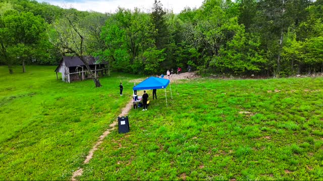 LIVING in a DREAM. The memories we make with our own two feet, a little dirt, and new friends to make it all that much sweeter! 🎥 (Bluffs Trail Runs)5.2.26
