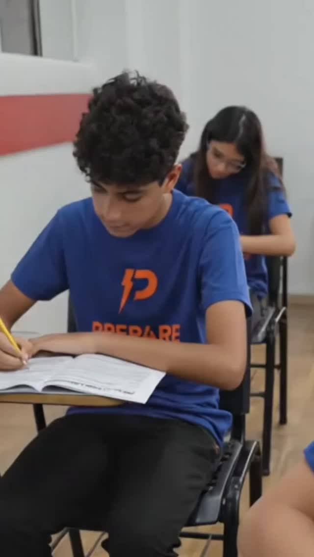 Sua vaga nas melhores escolas de Santa Maria não precisa ser apenas um sonho. 🎯
No Curso Prepare, a gente não foca apenas em "estudar", a gente foca em estratégia. O Pré-Médio 2026 chegou para quem quer ver o nome na lista de aprovados do:
✅ Colégio Politécnico (UFSM)
✅ CTISM
✅ IFFAR
✅ Colégio Tiradentes
✅ CMSM
Material que vai direto ao ponto e professores que dominam o que cai na prova. A concorrência é grande, mas a sua preparação pode ser maior.
🚀 As matrículas estão abertas! Não espere o edital sair para começar a vencer.
#cursoprepare #PreMedio #vestibulinho #politecnicoufsm #Tiradentes