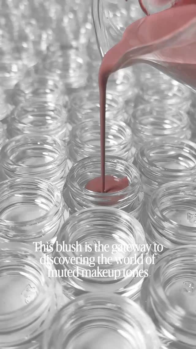 A few quick clips from making Condensate (our muted pink blush shade) this morning. The way so many people use this shade as a benchmark to describe and compare muted blush tones is truly beyond my comprehension haha.
No, it is not a universal shade. No, it does not work for everyone. But for those who have heard about muted blush tones, muted makeup, blush for olive skintones, desaturated makeup, etc. this often becomes their entry point into the niche.
Still odd to experience when I google blush shades (not ours) and I’ll see comparison swatches including Condensate, or people asking for Condensate dupes in countries we don’t sell to, etc. 😅
Anyway - leave a comment down below if you’re one of the many people who cannot live without this shade, because same haha 🤷🏻♂️❤️🌿🌿🌿
#mutedblush #mutedmakeup #indiemakeup