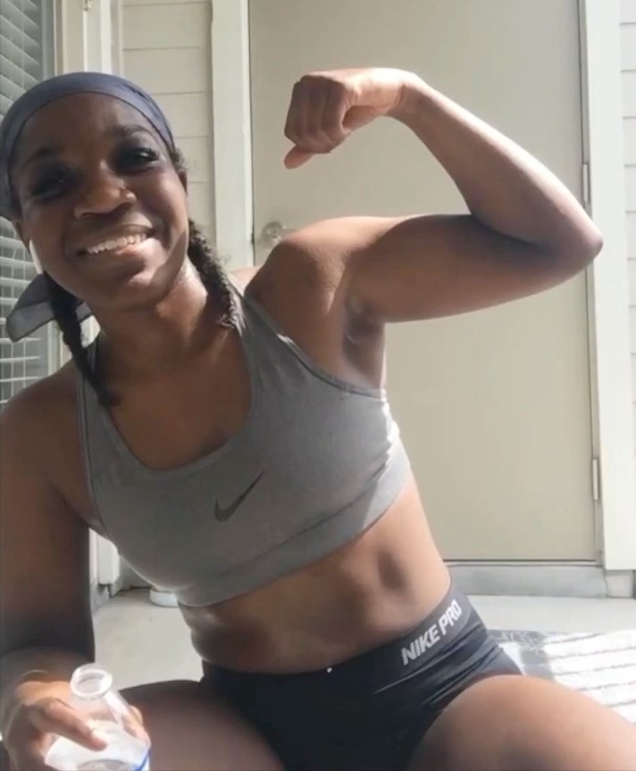 It’s #FlexFriday and my girl Jo here flexing her gains from our sessions.
.
.
The weekend is usually when most of us have our rest and cheat days, but I’m here to tell you not to fall off the wagon too hard. Enjoy yourself for sure, but don’t forget what your goals are! Each time we commit to ourselves and to our goals we build up momentum in a positive direction and things become easier. Stop focusing on your goals and watch momentum work for you in the negative. It’s always easier to keep going once you’ve already started, so don’t let up on yourself. Find YOUR balance.
.
.
#NaturalBodi #flexonem #onlinecoach #houstontrianer #dallastrainer #healthcoach #personaltrainer #weightloss #muscle #girlswholift