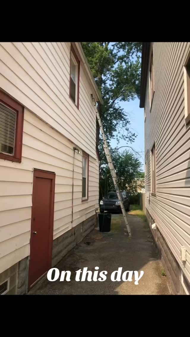 Gutter Cleaning and Repair
#ohio #handyman #propertymanagement #blackownedbusiness